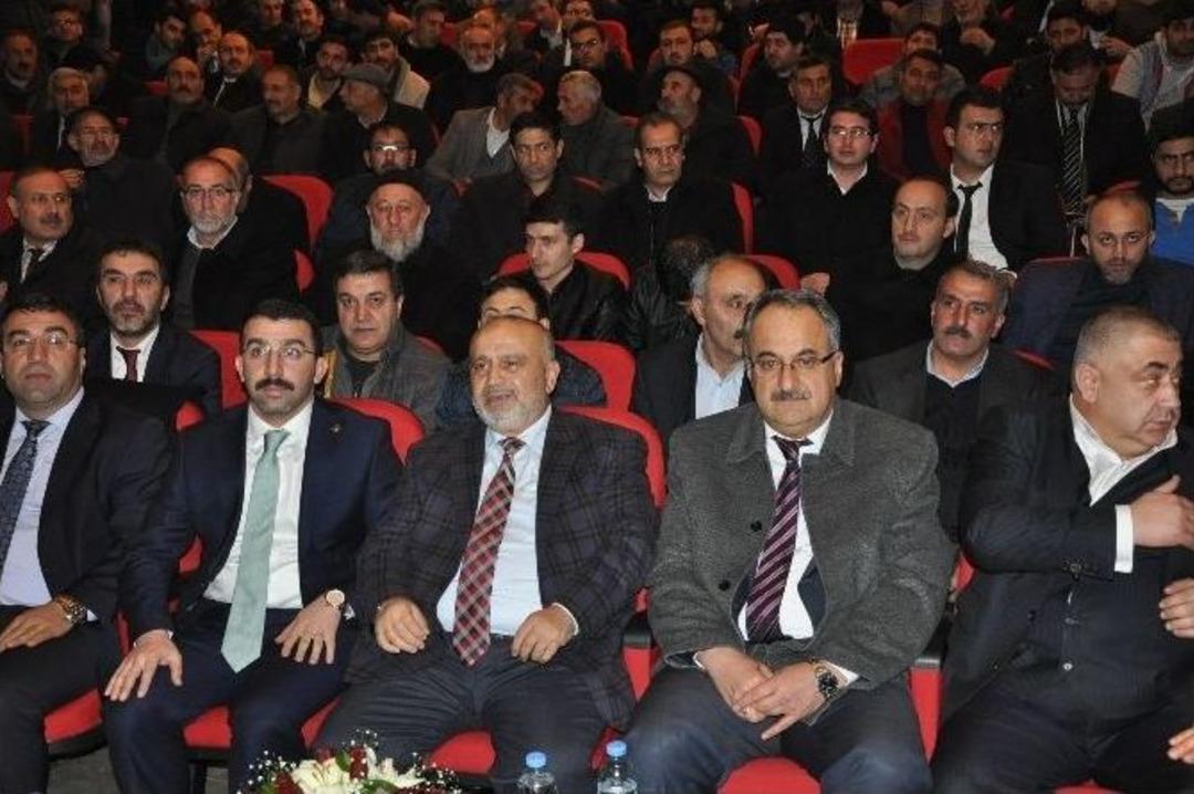 Şevki Yılmaz Kars&rsquo;ta Konferans Verdi