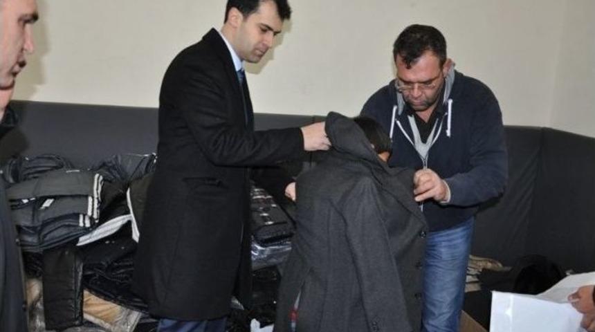 Bozova&rsquo;da 400 &Ouml;ğrenci Giydirildi