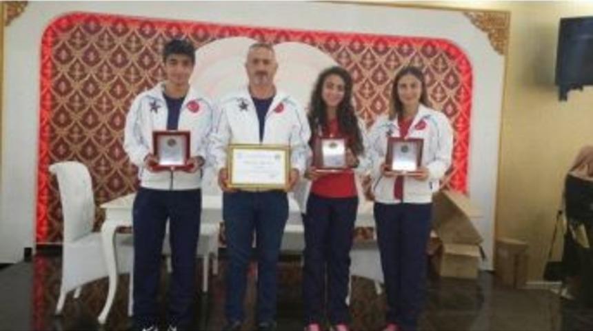 Pentatlonda Malatyalı Sporcular Milli Takım İ&ccedil;in Ter D&ouml;kecekler