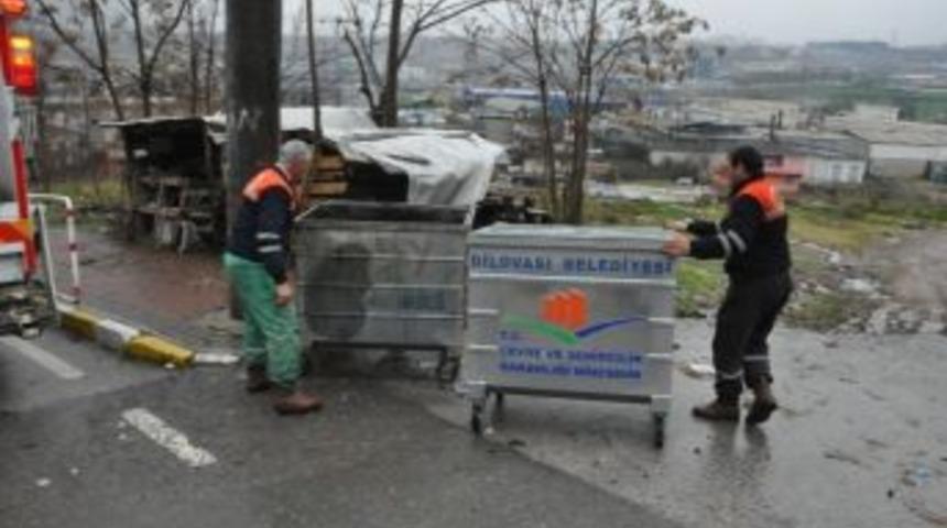 Dilovası&rsquo;nda &Ccedil;&ouml;p Konteynırları Yenileniyor