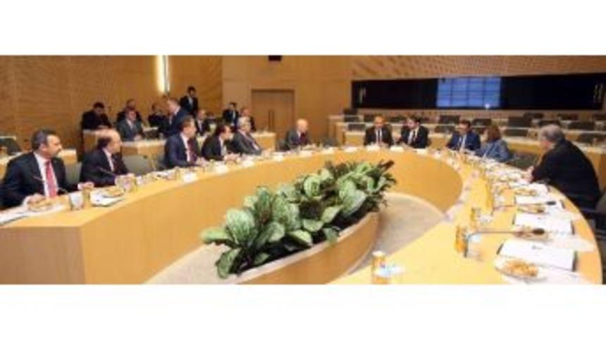 B&uuml;y&uuml;kşehir Belediye Başkanları Ankara&rsquo;da Enerjiyi Konuştu