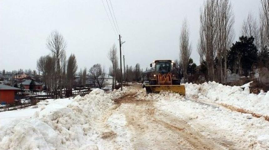 Sivas&rsquo;ta 60 Kapalı K&ouml;y Yolu Ulaşıma A&ccedil;ıldı