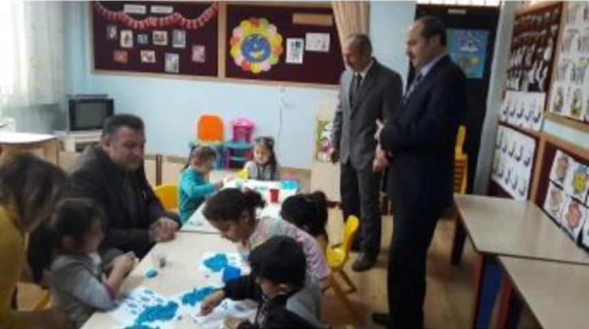İl Milli Eğitim M&uuml;d&uuml;r&uuml; Koca&rsquo;dan Okul Ziyaretleri