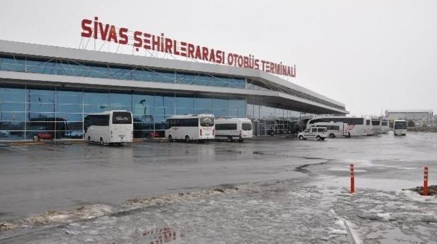 Sivas&rsquo;ta Yolcu Otob&uuml;slerine Sıkı Denetim