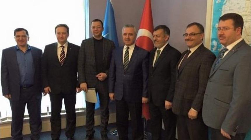 Dursunbey Ak Parti İl&ccedil;e Başkanı Değişti