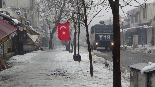 Sur’da Çatışmalar Devam Ediyor