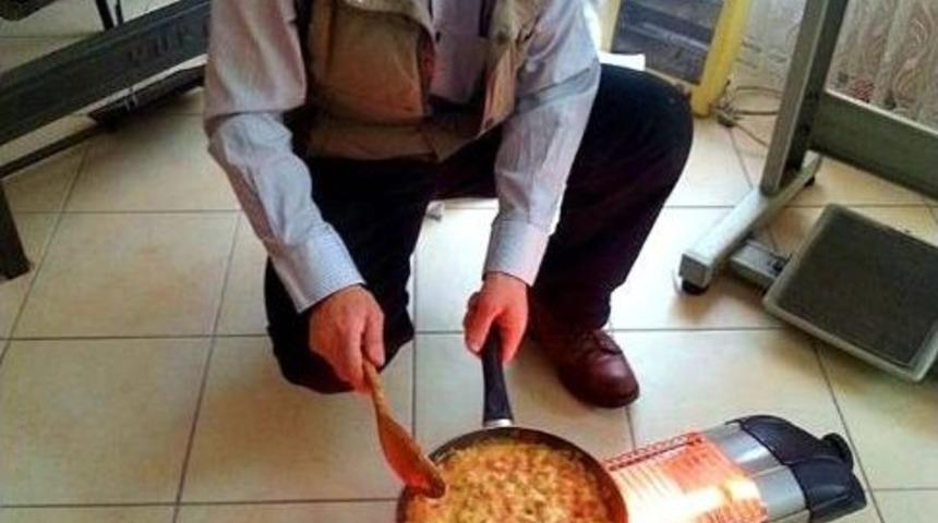 Elektrikli Isıtıcıda Menemen Keyfi