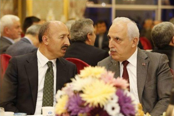 Dostlar Divanı Sultangazi’de Toplandı G4