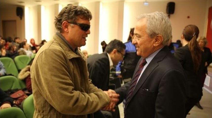 B&uuml;y&uuml;kşehirden 250 Beyaz Baston