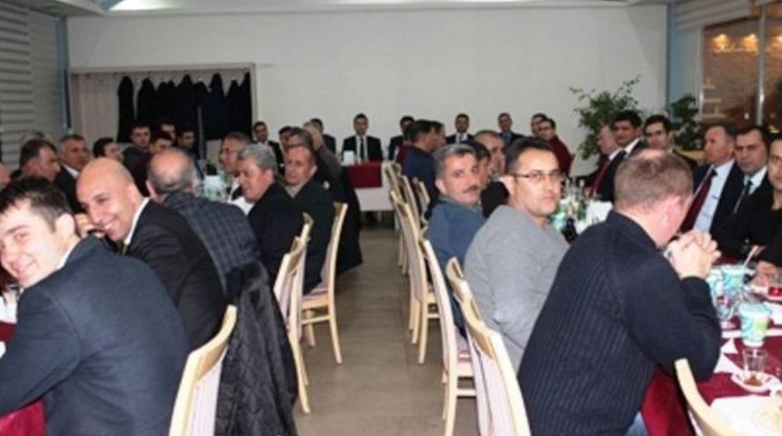 Cezaevi M&uuml;d&uuml;r&uuml; Ak&rsquo;a Veda Yemeği