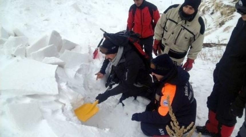 Paland&ouml;ken&rsquo;de &Ccedil;ığ Tatbikatı