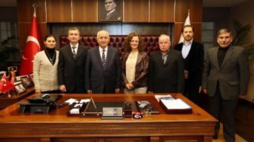 Çerkesler’den Başkan Yaşar’a Yeni Yıl Tebriği