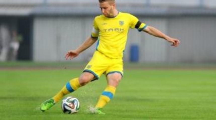 Torku Konyaspor&rsquo;a Sloven Sağ Bek