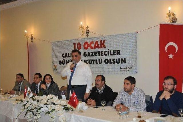 Can: “gazetecilik Çok Zor Ve Güzel Bir Meslek”