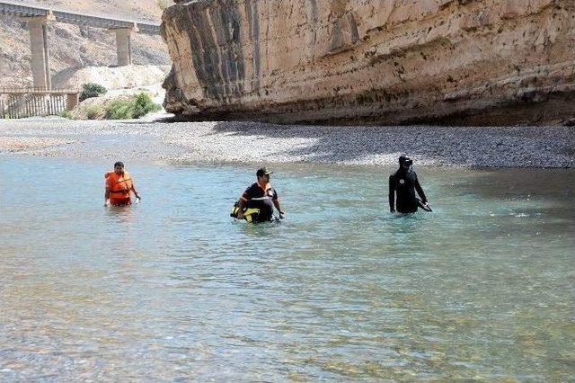 (özel Haber) Bilirkişi Raporu, Baraj Faciasında Ölenleri Suçlu Gösterdi