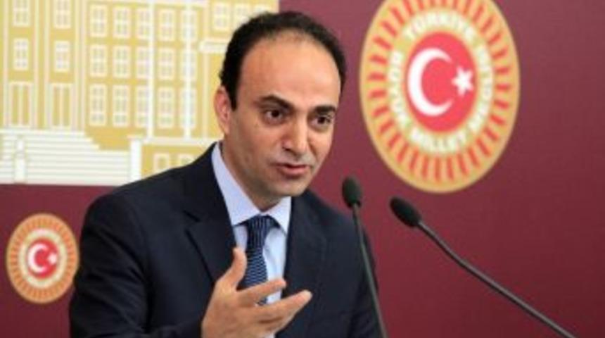 Baydemir, Yeni Anayasa İ&ccedil;in &Ouml;calan Şartını &Ouml;ne S&uuml;rd&uuml;