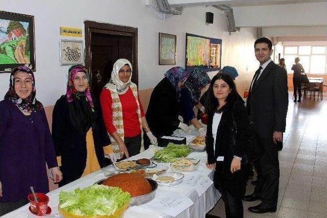 &Ccedil;ocukların Sağlığı İ&ccedil;in Kermes D&uuml;zenlendi 3