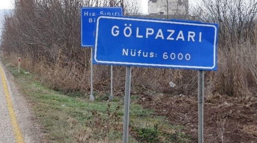 G&ouml;lpazarı&rsquo;nda İlgin&ccedil; N&uuml;fus Tabelaları