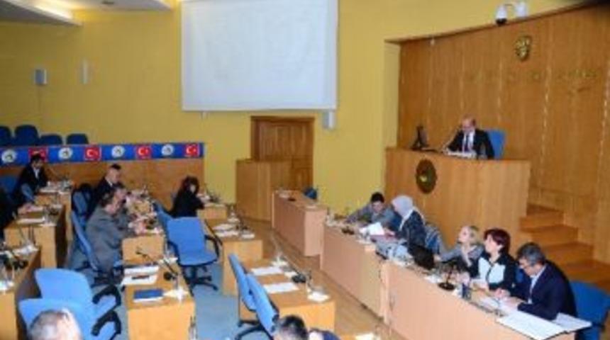 D&uuml;zce Belediye Meclisi İsim İ&ccedil;in Araştırma Yapacak