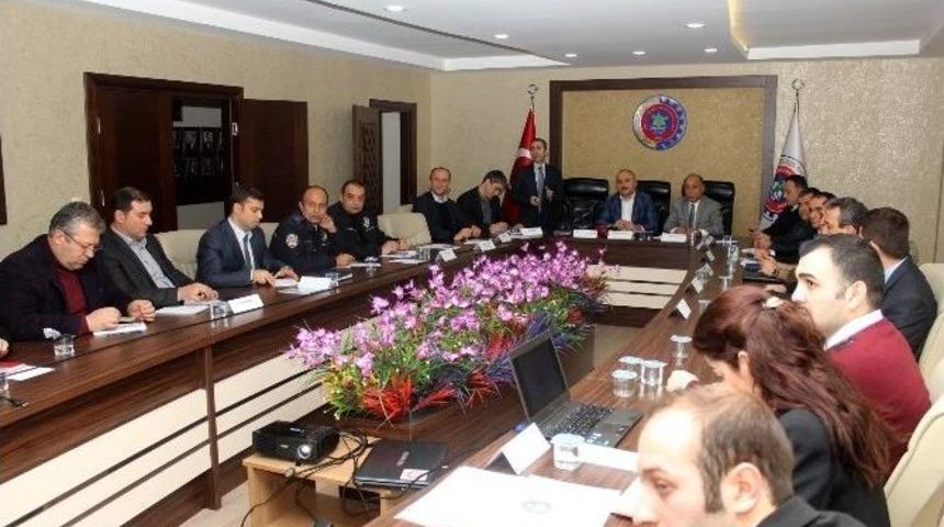 &Uuml;nye Limanı &Uuml;tso&rsquo;da Tartışıldı