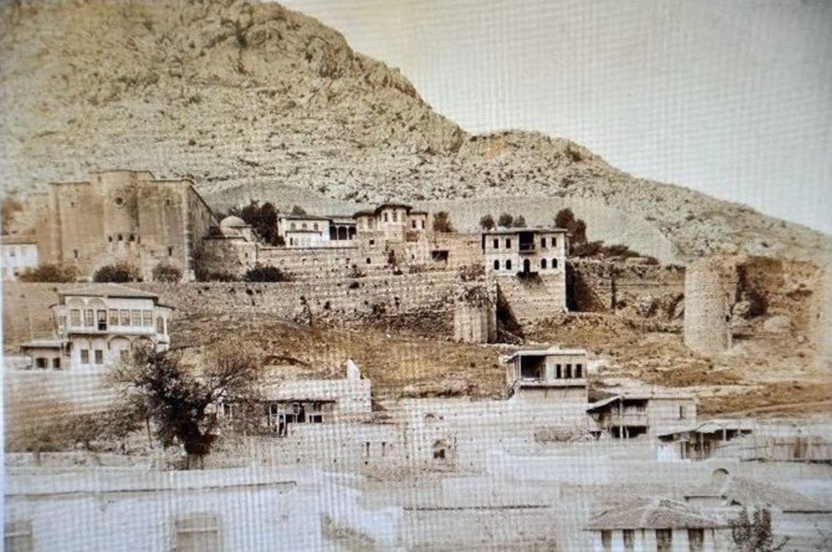 Tarih&ccedil;i Yazar Abdurrahman K&uuml;t&uuml;k: