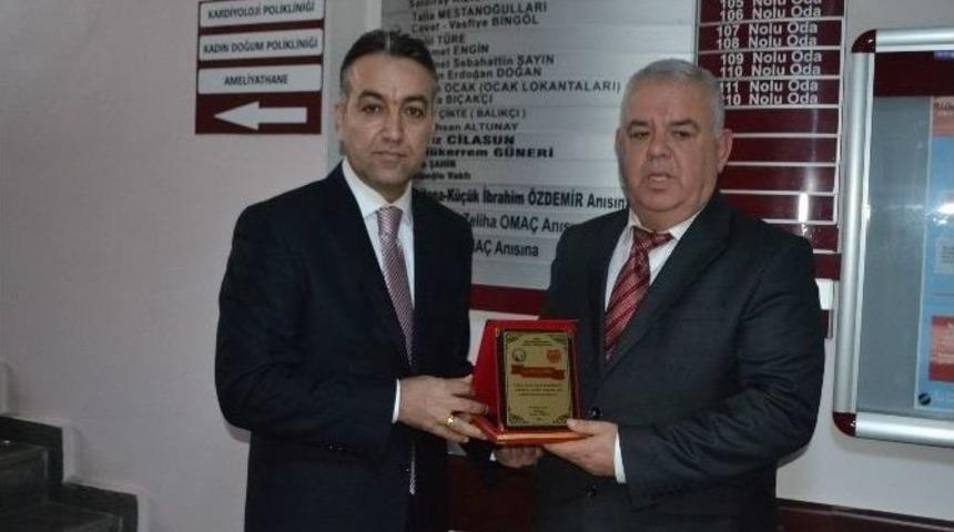 Hayırsever İşadamından Hastaneye 20 Bin Liralık Katkı