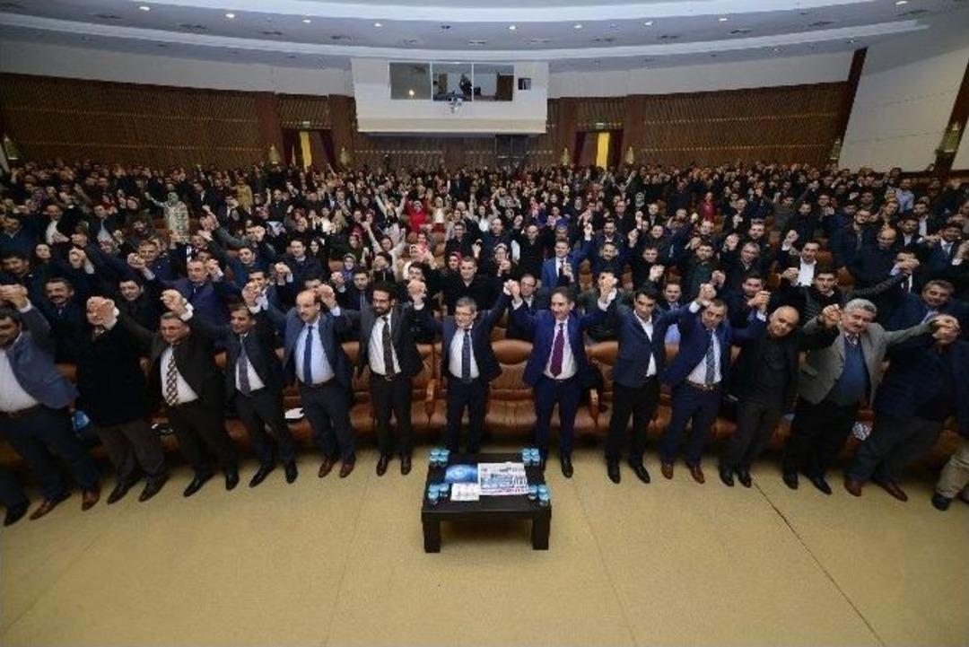 İletişim Uzmanı Kızıldağ, Teknolojinin Doğru Kullanımını Anlattı