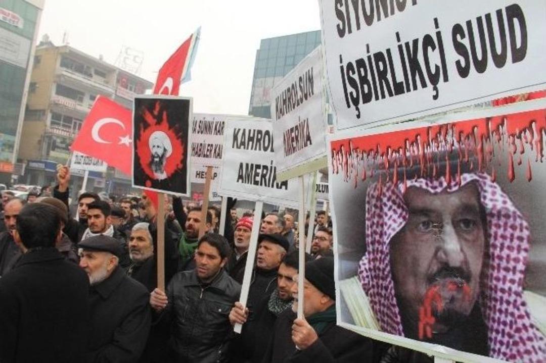 Caferiler Şii Din Adamının İdam Edilmesini Protesto Etti