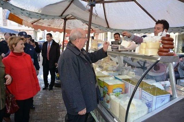 Başkan Albayrak’ın Şarköy Halk Pazarı Ziyareti