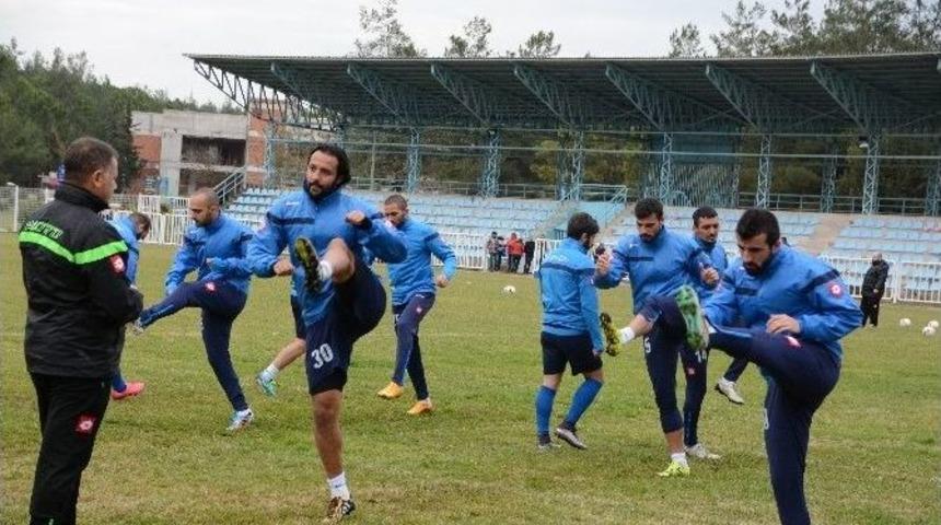 Bb Erzurumspor Teknik Direkt&ouml;r&uuml; Yıldırım: &ldquo;&uuml;&ccedil; Puanı Alacak Futbolcularıma G&uuml;veniyorum&rdquo;