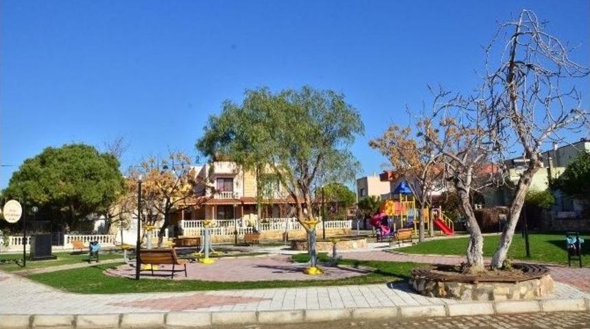 Fo&ccedil;a&rsquo;da Ercan K&uuml;&ccedil;&uuml;kkaya Parkı A&ccedil;ıldı