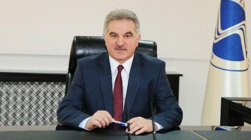 Rekt&ouml;r Elmas 2015 Yılını Değerlendirdi