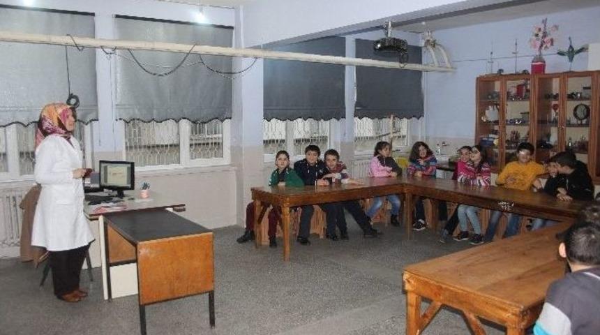 &Ouml;ğrencilere &lsquo;verem&rsquo; Semineri