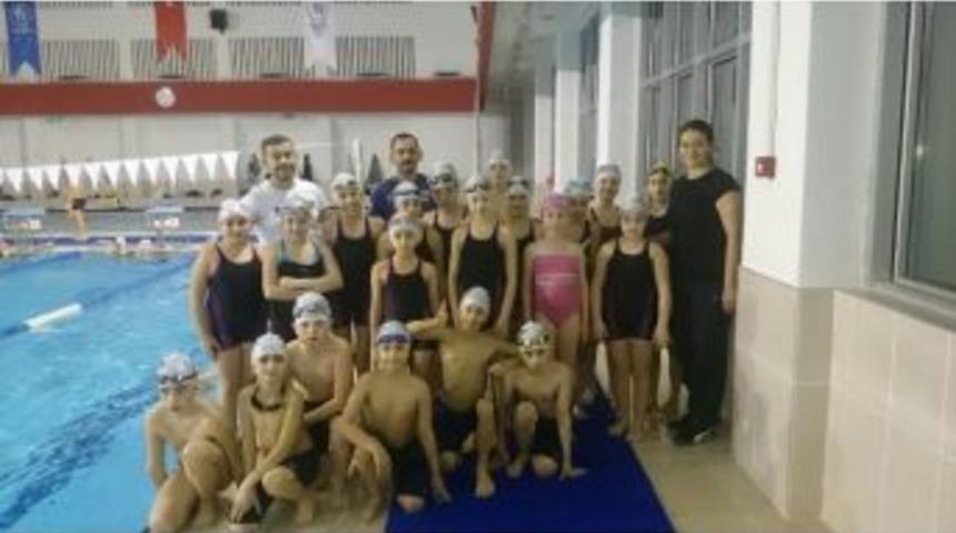 D&uuml;zceli Y&uuml;z&uuml;c&uuml;ler Birincilik İ&ccedil;in Yarışıyor