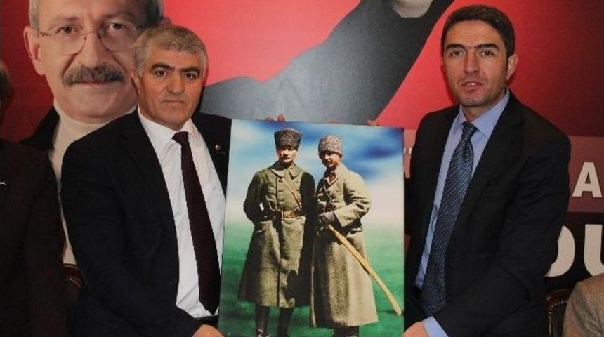 Atatürkçü Düşünce Derneğinden Chp’ye Ziyaret