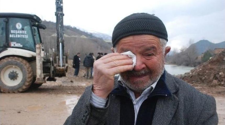 Kayıp İki &Ccedil;ocuğu Arama &Ccedil;alışmalarına, İki &Ouml;zel Eğitimli K&ouml;pekle Devam Ediliyor