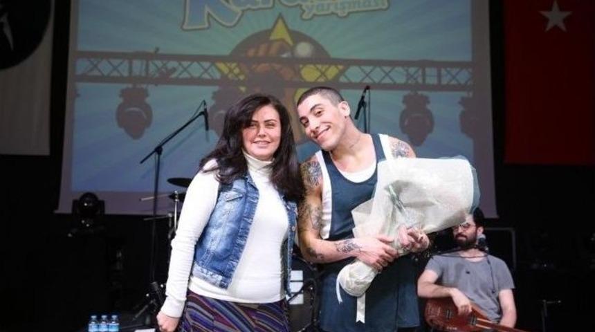 &rsquo;nil&uuml;fer Karaoke Yarışması&rsquo;na Coşku Dolu Final