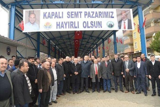 Büyükşehir’den Feke’ye Kapalı Semt Pazarı Ve Belediye Ek Hizmet Binası