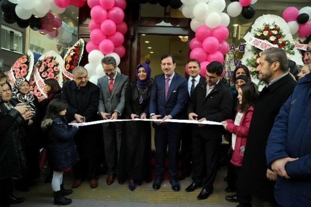 Başkan Tok, &Uuml;mm&uuml;hanzade Butik&rsquo;in A&ccedil;ılışını Yaptı