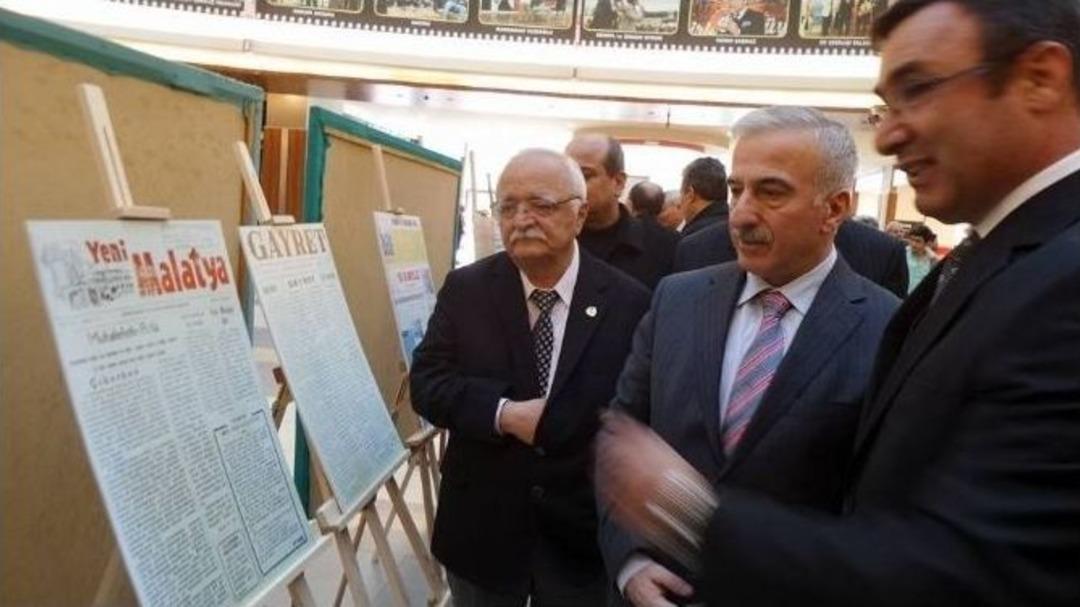 Zamanın Tanığı Sayfalar Sergisi A&ccedil;ıldı