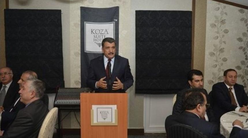 Ankara&rsquo;da Malatyalı B&uuml;rokratlar Ve Siyasiler Bir Araya Geldi