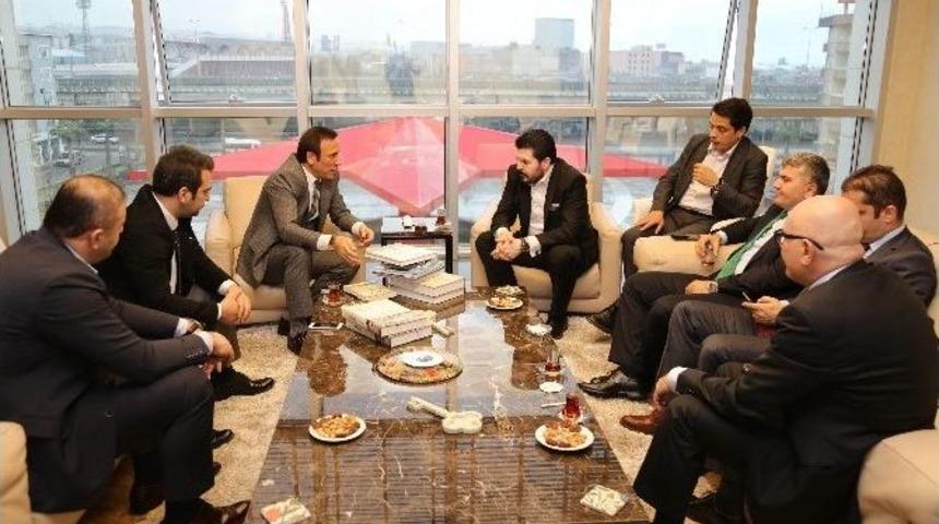 Başkan Gen&ccedil;&rsquo;e &Ouml;nemli Misafirler