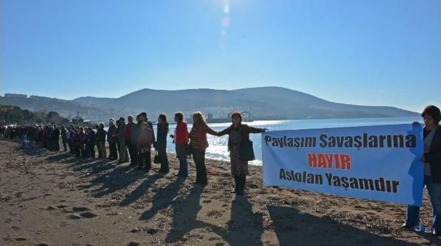 Sığınmacı Ölümleri İçin ’yaşam Zinciri’ Oluşturdular