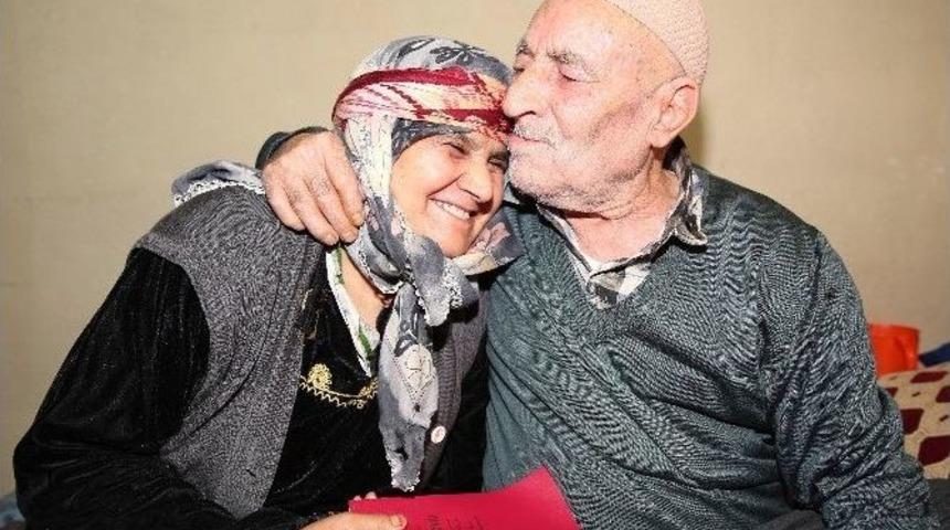 Şanlıurfa’da Yaşlı Çift Dünyaevine Girdi