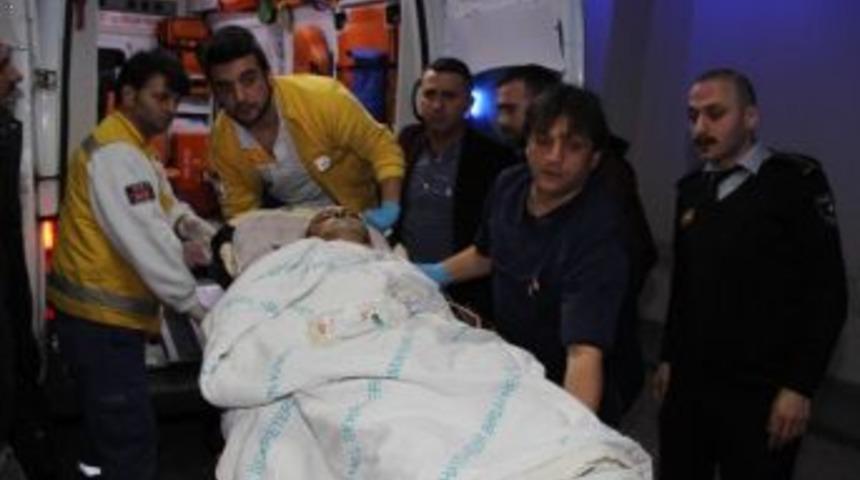 İtfaiyede Şoför Silahla Vurularak Yaralandı