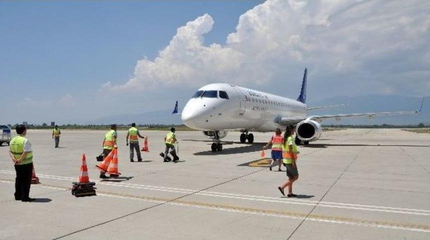 &rsquo;koca Seyit&rsquo; 2015&rsquo;te 321 Bin Yolcuyu Taşıdı