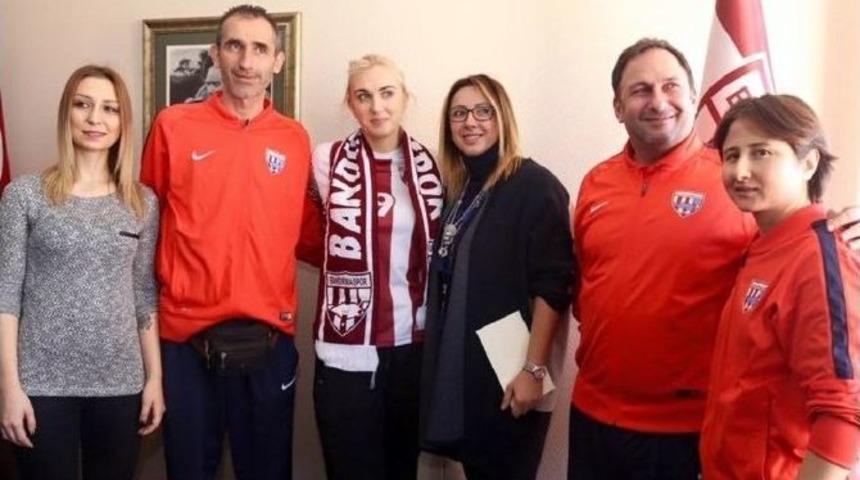 Bandırma Kadın Hentbol Takımı, Ukraynalı Osadcha&rsquo;yı Transfer Etti