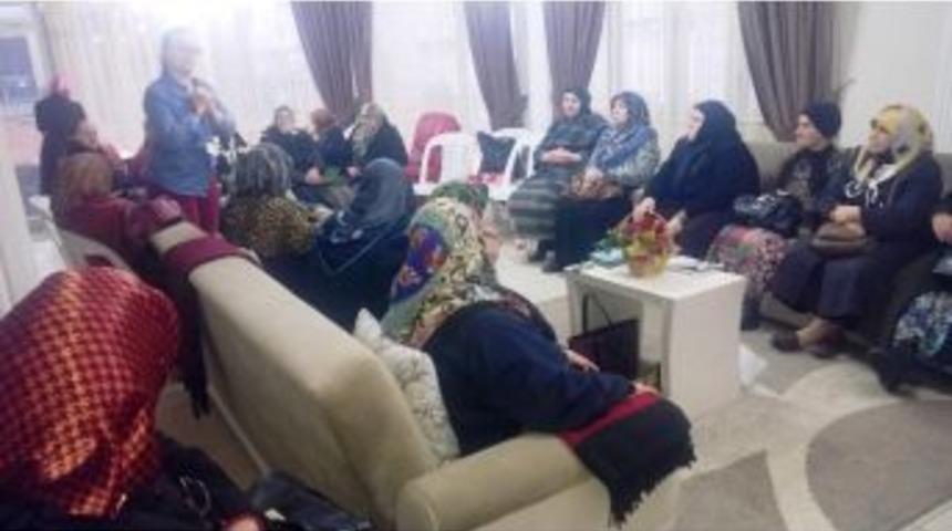 İzmit Belediyesi&rsquo;nden Ailelere &Uuml;cretsiz Rehberlik Hizmeti