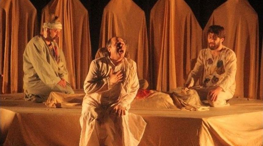 Elazığ&rsquo;da "aşkın G&ouml;zyaşları Tebrizli Şems" Oyunu Sergilendi