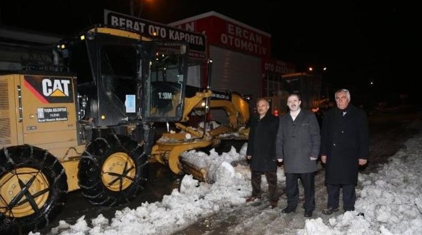 Tuşba Belediyesi&rsquo;nden Karla M&uuml;cadele Seferberliği